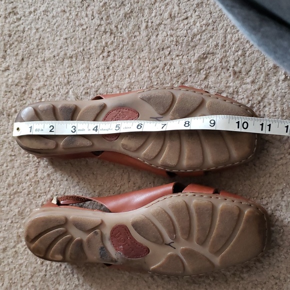 Born women’s sandal 9.5 - Picture 6 of 7